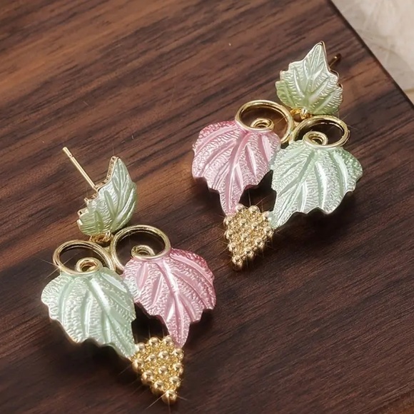 Elegant Golden Pink and Green Leaf Earrings - Picture 3 of 3